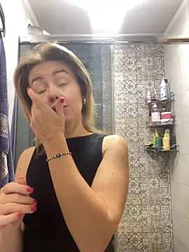 MartaLuna  online show from 10.24.25