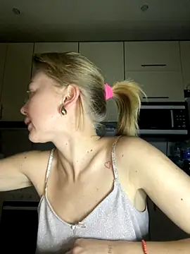 MartaLuna  online show from 11.26.25