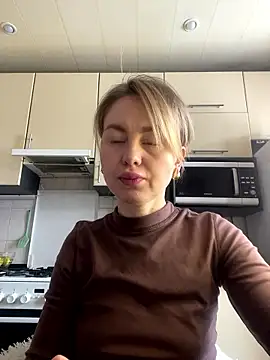 Snapshot of MartaLuna_ chatting on 01.16.26 MartaLuna online show from 01.16.26