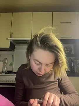 Snapshot of MartaLuna_ chatting on 02.12.26 MartaLuna online show from 02.12.26