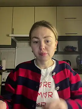 Snapshot of MartaLuna_ chatting on 02.13.26 MartaLuna online show from 02.13.26