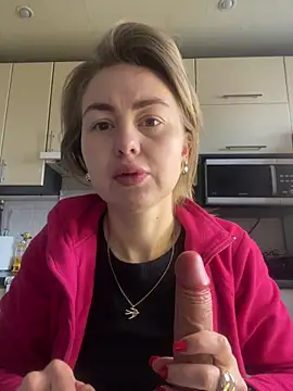 Snapshot of MartaLuna_ chatting on 02.23.26 MartaLuna online show from 02.23.26