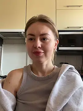 Snapshot of MartaLuna_ chatting on 03.02.26 MartaLuna online show from 03.02.26