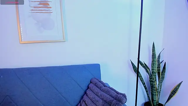 Snapshot of Siaa_rosee chatting on 10.24.25 Siaa rosee online show from 10.24.25