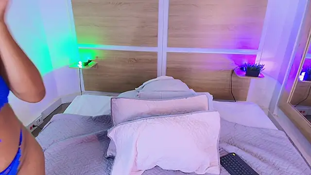 ValeryCortezm online show from 02.17.26