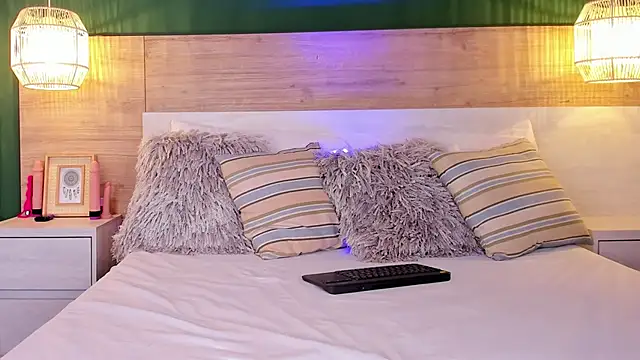 Snapshot of CataScott_ chatting on 01.09.26 CataScott online show from 01.09.26