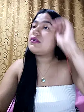 Snapshot of April_Becker chatting on 11.23.25 April Becker online show from 11.23.25