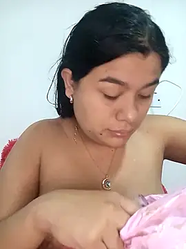 Snapshot of April_Becker chatting on 11.27.25 April Becker online show from 11.27.25