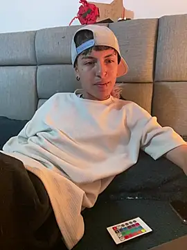 Snapshot of NaytonFreeman chatting on 02.25.26 NaytonFreeman online show from 02.25.26