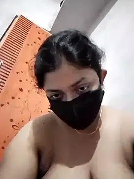 Snapshot of hafiza8746 chatting on 10.14.25 hafiza8746 online show from 10.14.25