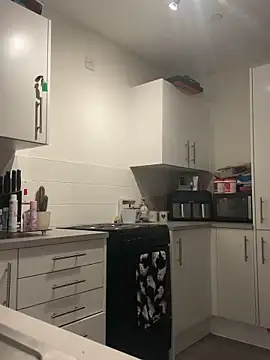 Snapshot of IceEyesUK chatting on 09.30.25 IceEyesUK online show from 09.30.25