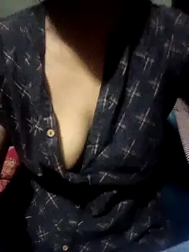 Snapshot of masoom_stella chatting on 10.31.25 masoom stella online show from 10.31.25