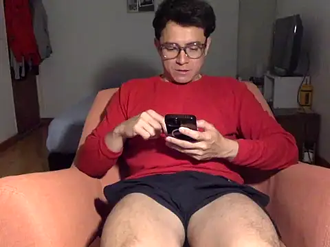 Little Juan online show from 09.14.25
