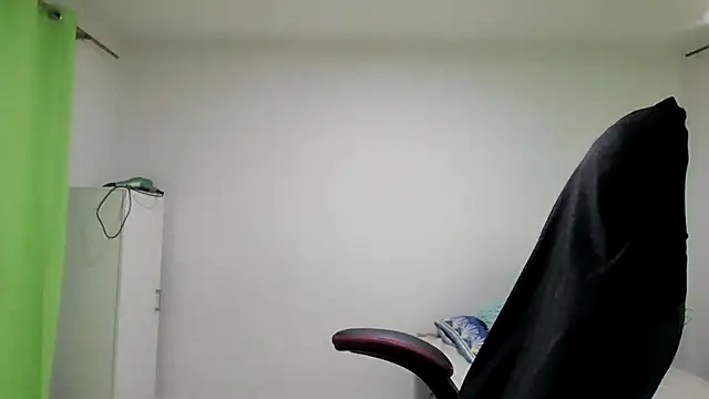 Snapshot of adri89-g chatting on 07.15.26 adri89-g online show from 07.15.26