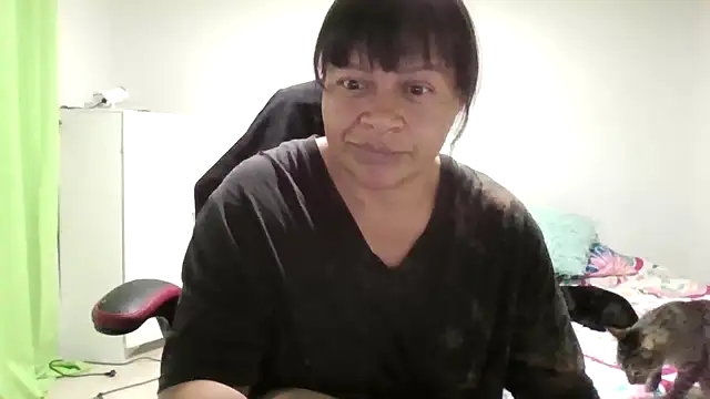 Snapshot of adri89-g chatting on 07.19.26 adri89-g online show from 07.19.26