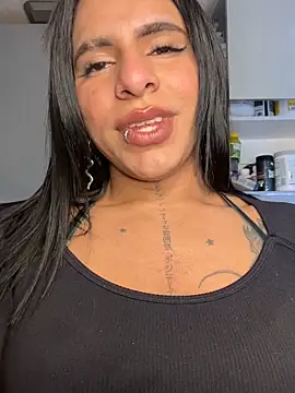Snapshot of Sara_Andradee chatting on 09.17.25 Sara Andradee online show from 09.17.25