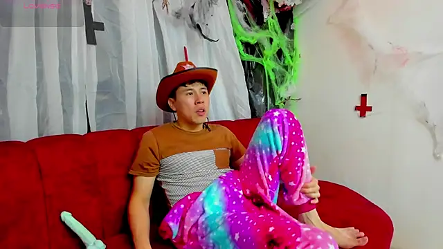 Nick Wolff online show from 10.26.25