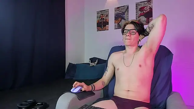 Snapshot of Jerry_Cole chatting on 10.03.25 Jerry Cole online show from 10.03.25