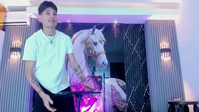 Iam Steven online show from 11.22.25