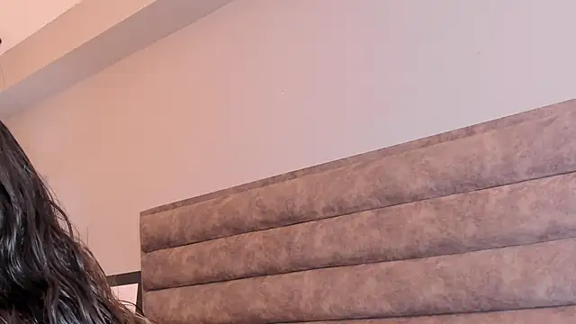 Snapshot of Aliciabloom chatting on 10.09.25 Aliciabloom online show from 10.09.25