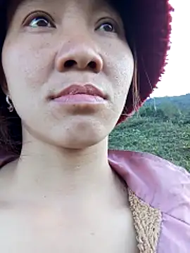 bonnie-00 online show from 11.30.25