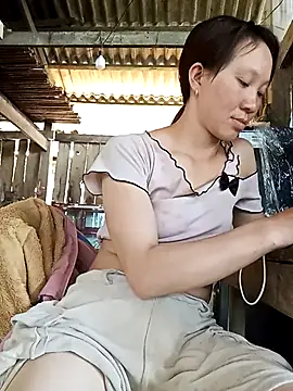 bonnie-00 online show from 04.13.26