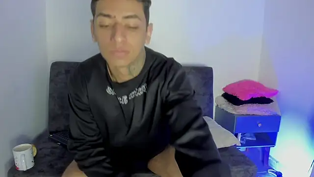 maykel and mike online show from 01.08.26