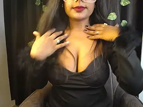 Naughtyy stripgirl online show from 11.12.25