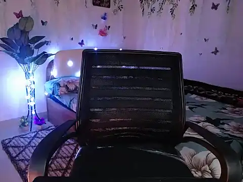 Naughtyy stripgirl online show from 02.25.26