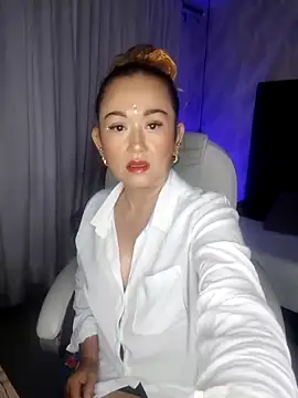 BunnyGlow50 online show from 10.01.25