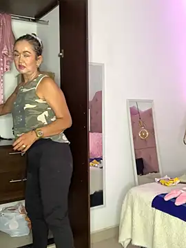 BunnyGlow50 online show from 04.12.26