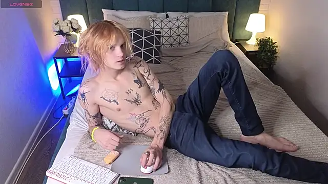 ArchiehalI online show from 10.02.25