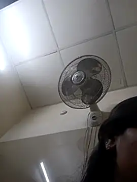 Snapshot of SexyIra89 chatting on 11.29.25 SexyIra89 online show from 11.29.25