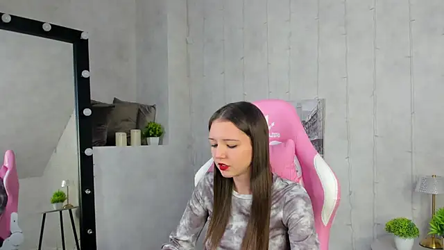 Amanda Reedd online show from 09.29.25