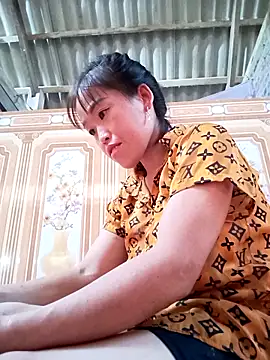 Vuong x online show from 09.17.25