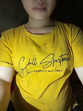 Snapshot of Van_xx chatting on 09.24.25 Van xx online show from 09.24.25