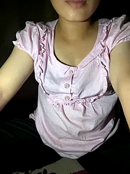 Snapshot of Van_xx chatting on 09.28.25 Van xx online show from 09.28.25