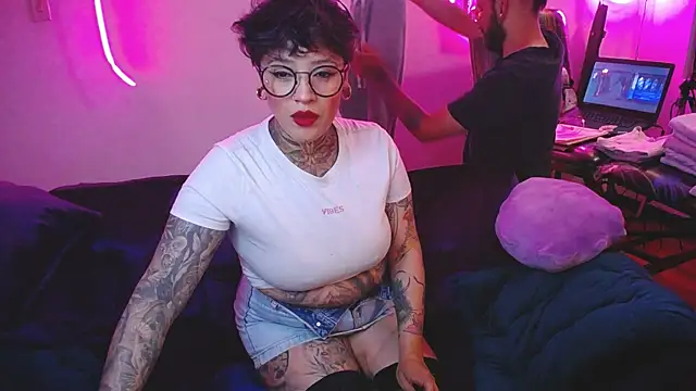 sathariel-secretcouckold online show from 09.14.25