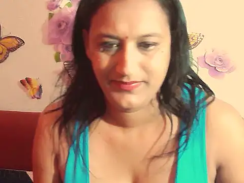 Indiansexyboobs18 online show from 10.13.25