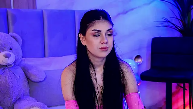 ZaraCapri online show from 10.26.25