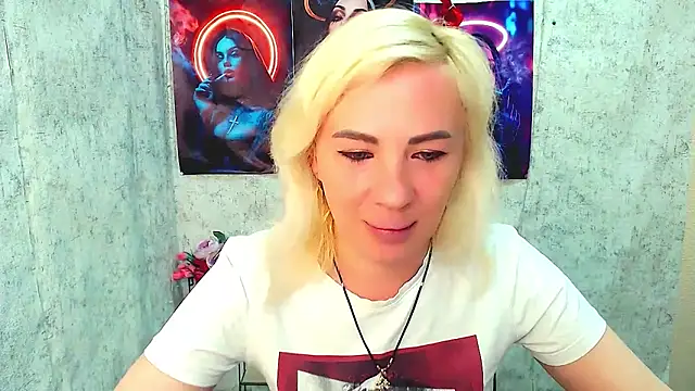 EmmaCat  online show from 03.24.26