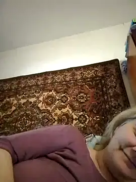 Snapshot of goodstyle chatting on 10.14.25 goodstyle online show from 10.14.25