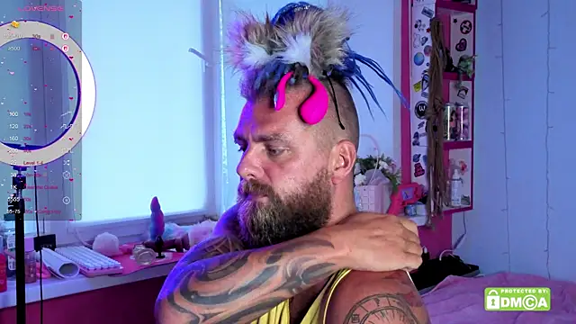  wayan  online show from 10.22.25