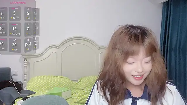 Snapshot of FF-XZ chatting on 10.16.25 FF-XZ online show from 10.16.25