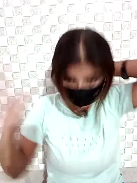 Snapshot of Arti_ chatting on 09.19.25 Arti  online show from 09.19.25