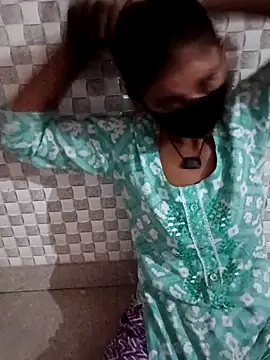 Snapshot of Arti_ chatting on 09.24.25 Arti  online show from 09.24.25