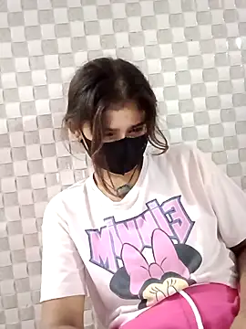 Snapshot of Arti_ chatting on 09.28.25 Arti  online show from 09.28.25