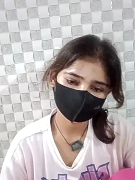 Snapshot of Arti_ chatting on 09.29.25 Arti  online show from 09.29.25