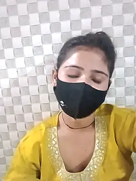 Snapshot of Arti_ chatting on 10.03.25 Arti  online show from 10.03.25