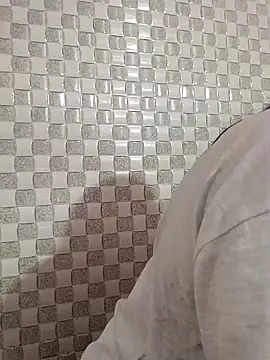 Snapshot of Arti_ chatting on 10.21.25 Arti  online show from 10.21.25